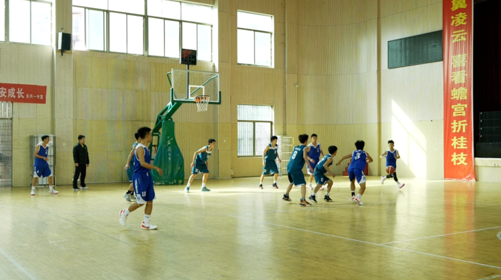 郴州永兴：2021年“文郡文昌”杯中小学生篮球赛开赛