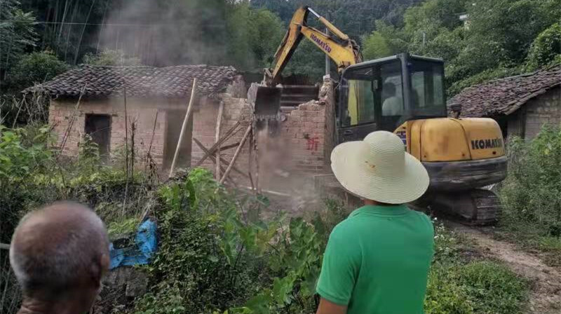 鲤鱼塘乡村振兴进行时产业发展篇|党建引领 扎实推进乡村振兴“1+5”