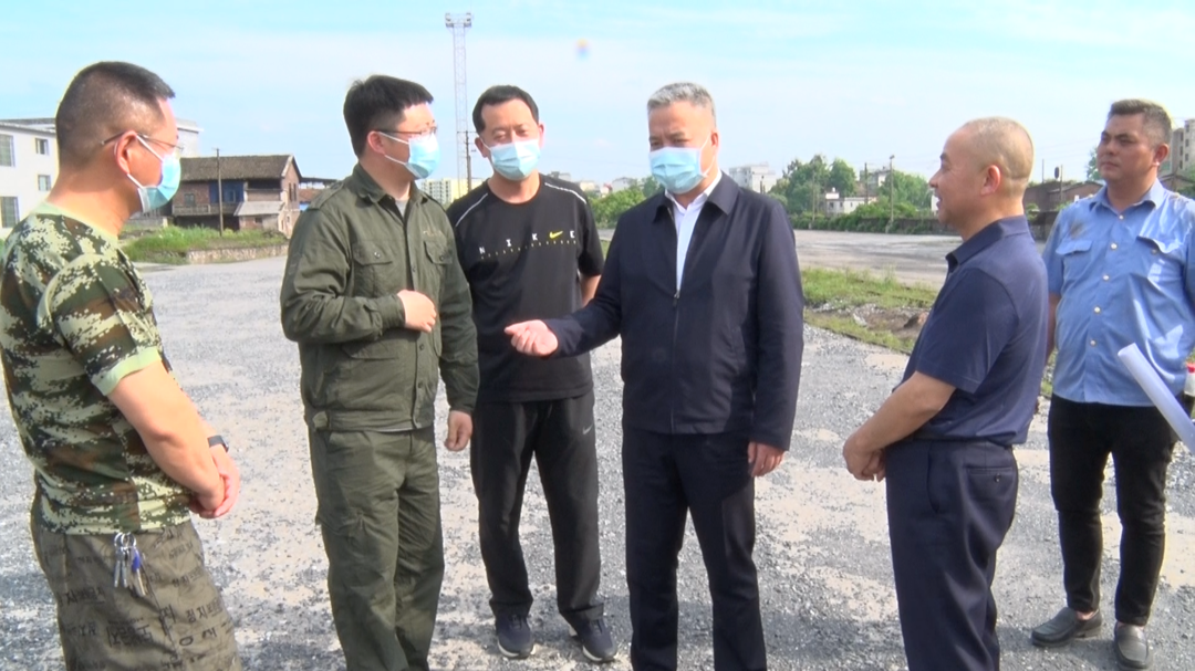 聚焦十大重点工作|项目大会战：刘朝晖在马田镇调度项目建设