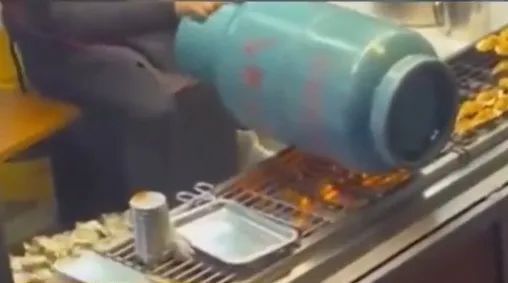 危险！这也能“火烤”？