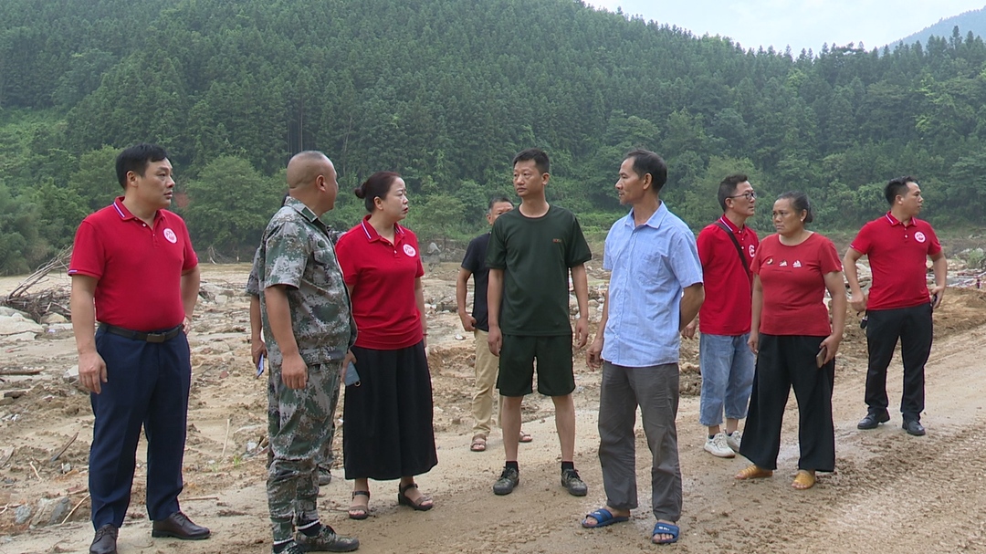 一方有难八方支援|乡贤情系桑梓 千里驰援大布江乡灾后重建
