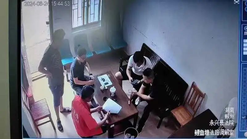 “枫桥式人民法庭”创建 |法庭周末“不打烊” 调解纠纷纾民忧