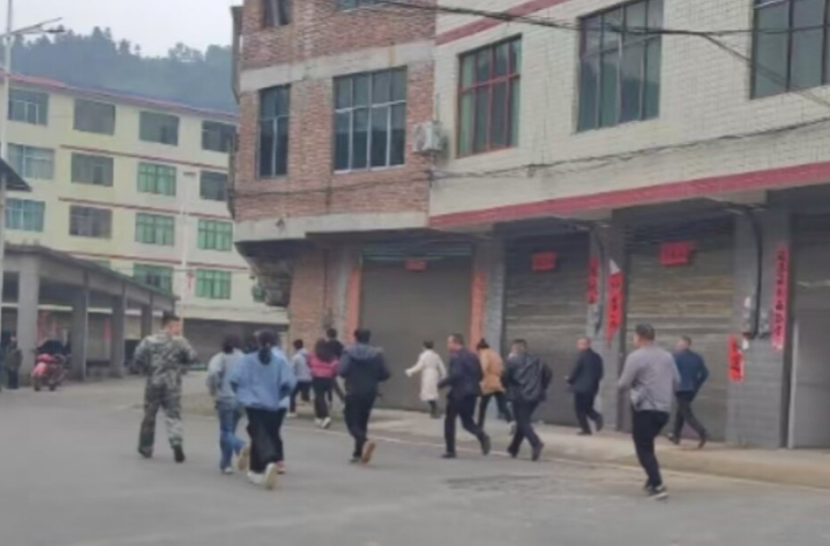 ​永兴县七甲乡：开展地质灾害防治转移应急演练