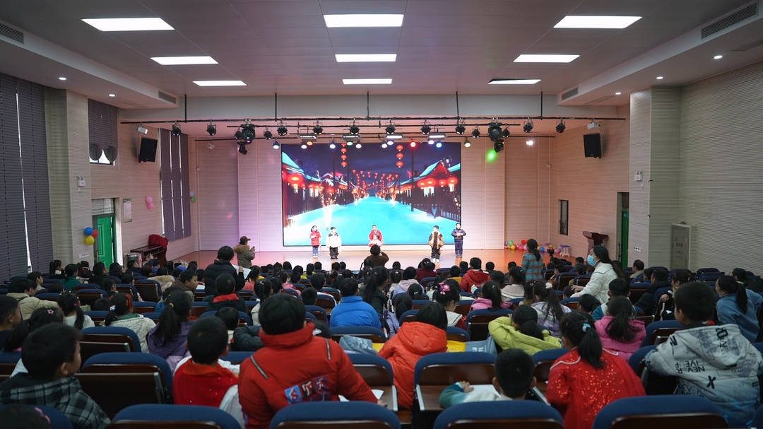 探班银都少儿春节联欢晚会（四）：联欢晚会彩排火热进行