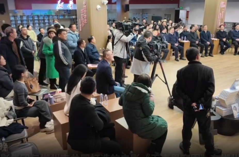 电影《无声里突围》签约！
