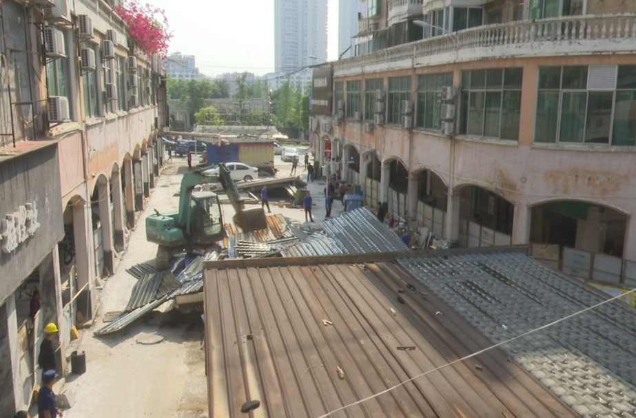 永兴：多部门联动开展拆违行动 共绘城市新画卷