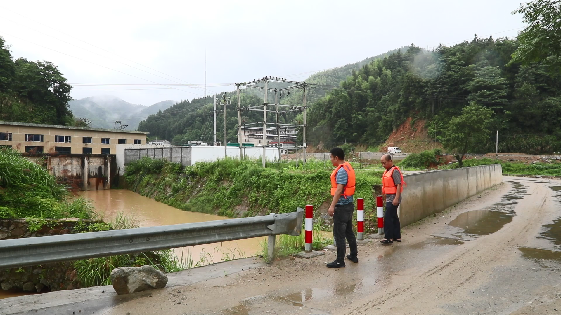 永兴县大布江电站：安全大检查 织密防汛“安全网”