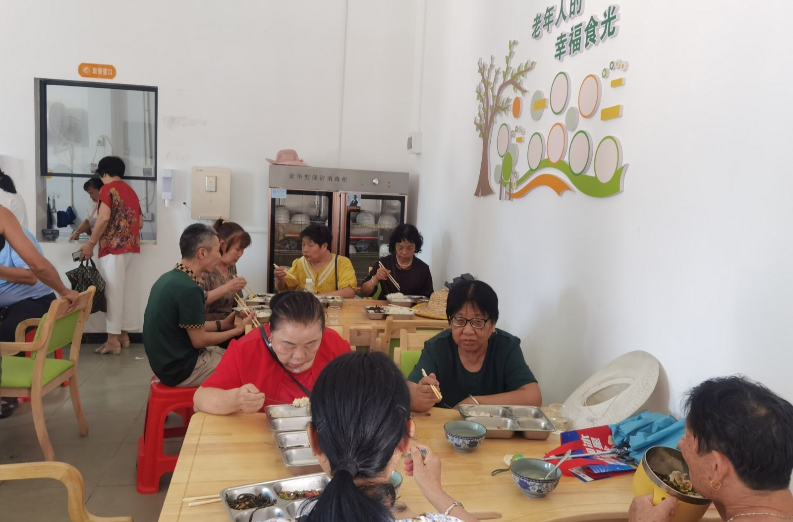 永興縣嚴查老年助餐點 守護老人