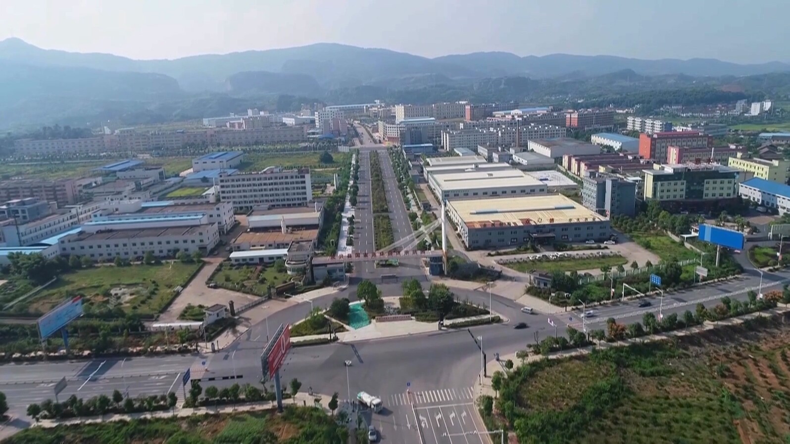 持续推进“六大新行动” 全面彰显 “七个新担当”·督战进行时|永兴：擦亮“中国银都”品牌 集聚发展澎湃动能