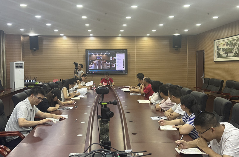 永兴一中“云端”党课：新婚路上的党员新娘，把誓言写进课堂
