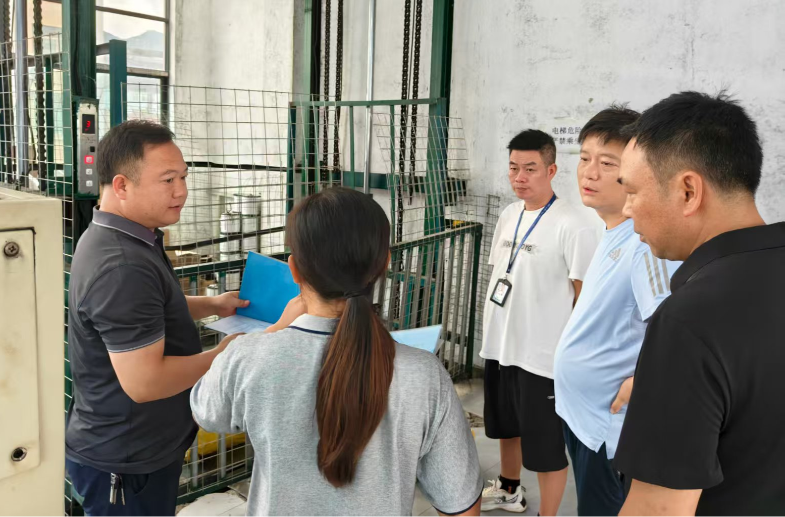 永兴县鲤鱼塘镇安全生产检查 筑牢民生安全防线
