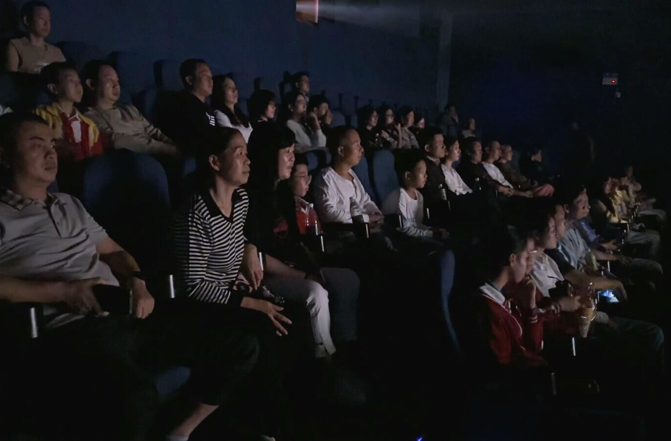 电影《731》上映引燃观影热潮 沉重历史震撼人心