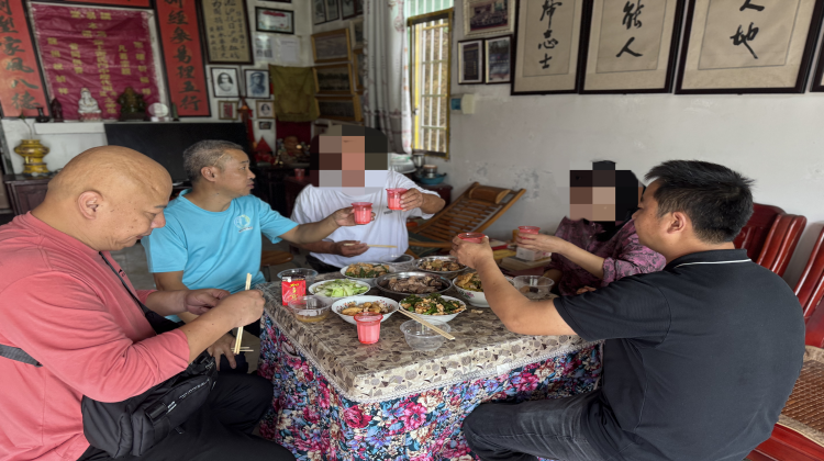 中秋暖人心！永兴田心村：驻村工作队上门做饭，陪独居老人过佳节