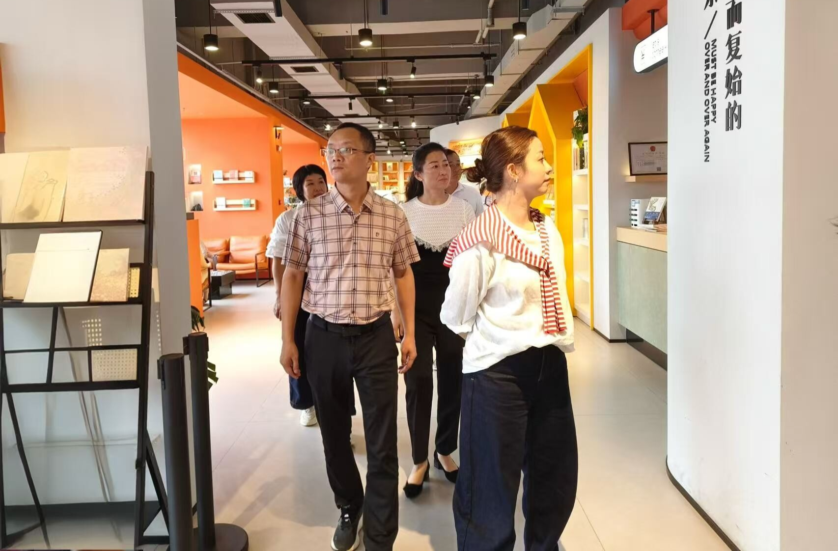 郴州市图书馆赴永兴县调研公共阅读服务