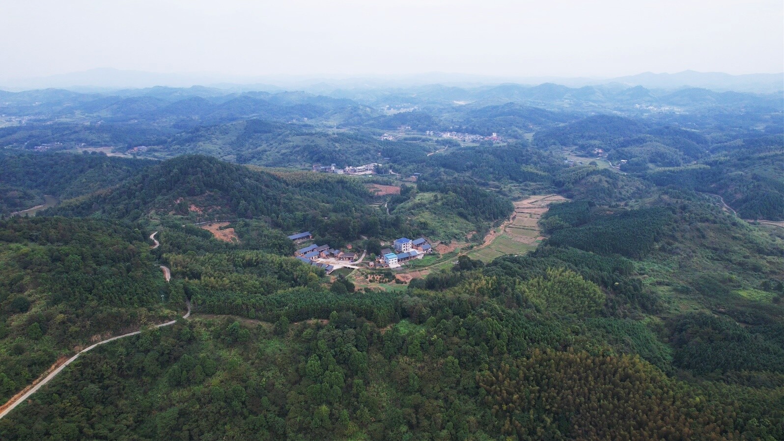 永兴县金龟镇水湄村：“三清六治”绘就和美乡村新画卷