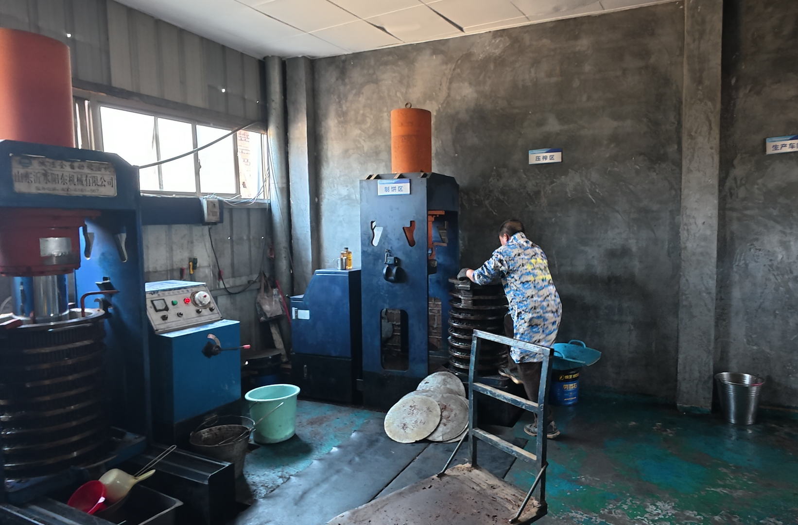 永兴县油麻镇：“守旧”与“创新”相结合，传统榨油省工增效