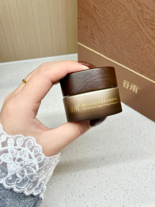 寒冬干皮抗老面霜选哪个：谷雨山参胶原霜Pro滋润紧致还淡纹