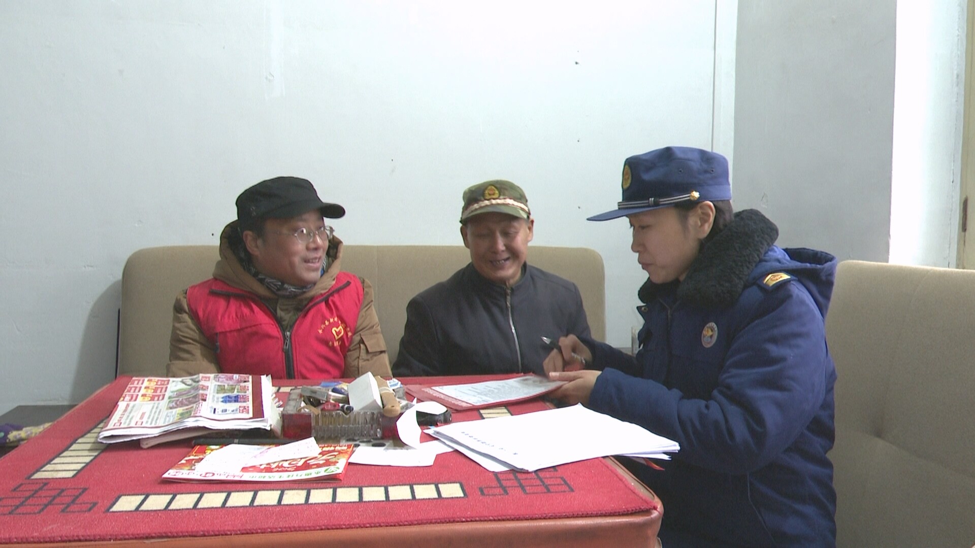 全民守护安全行动|消防宣传入户到家  共筑冬季平安“防火墙”