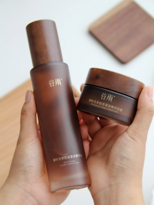 国货黑马抗老面霜推荐：这瓶山参胶原霜让苹果肌重新“嘭”起来