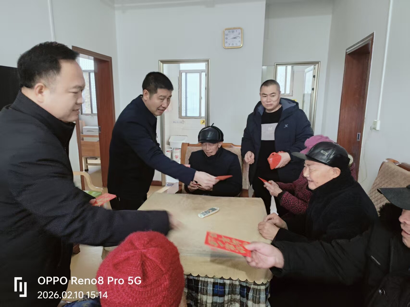 永兴县鲤鱼塘镇：开展节前走访慰问活动