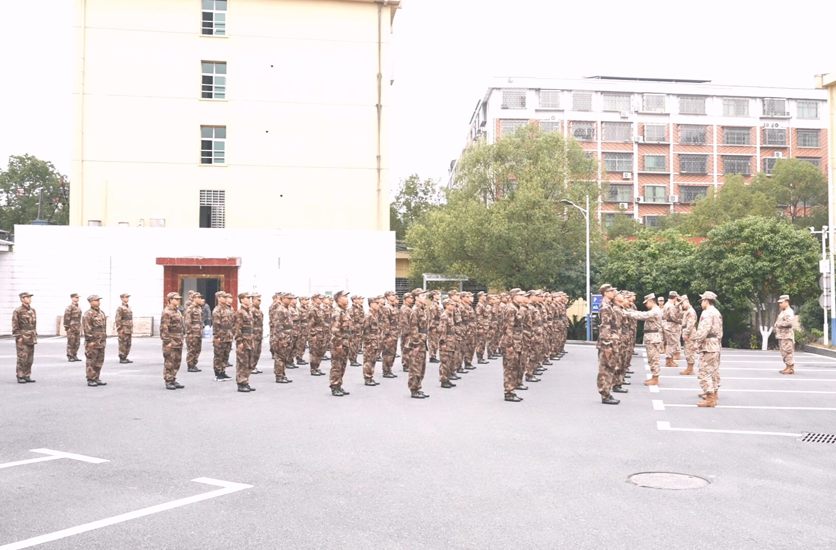 永兴县人武部：开展新兵役前教育 上好入营第一课