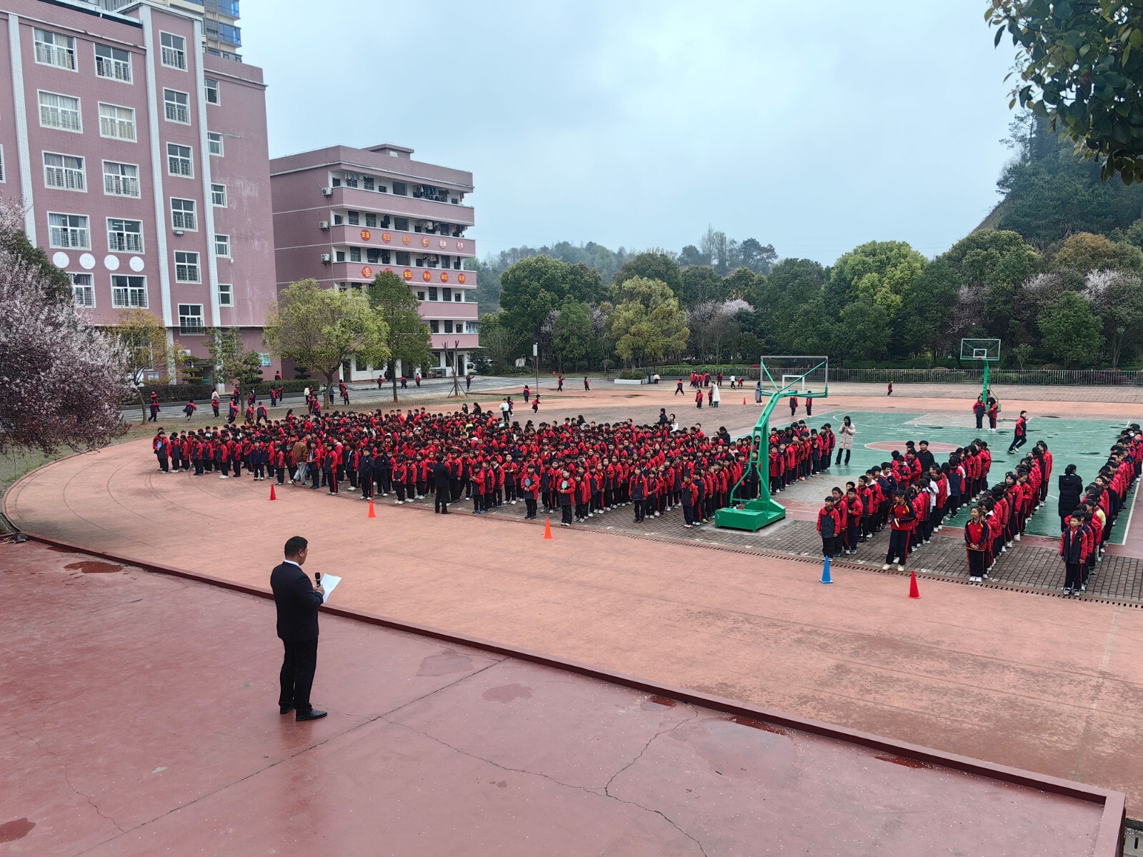 增强法治观念 筑牢安全防线 --永兴县人民检察院“法治进校园”活动走进红旗小学
