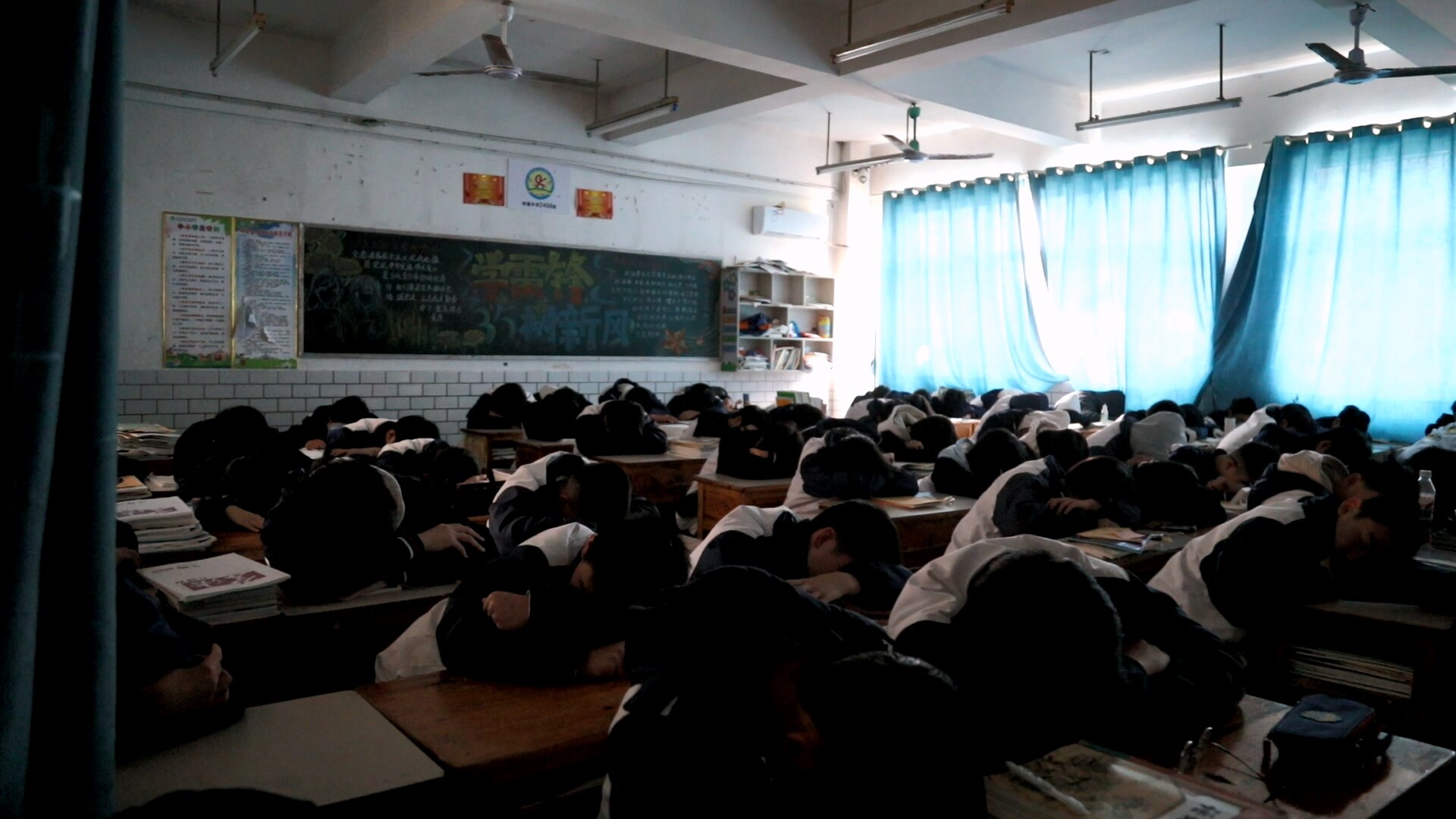 开局八好 乘势而上|“双减”：从午休“静校”到心理“舒压” 守护学生身心健康