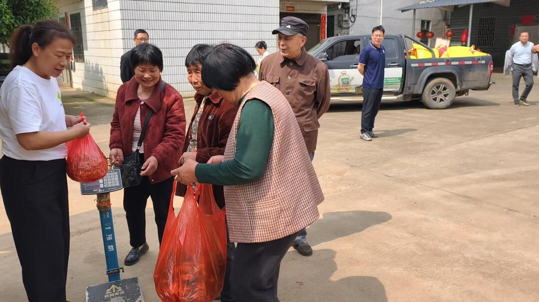 开局八好 乘势而上|永兴：流动供销车打通农村服务“最后一公里”