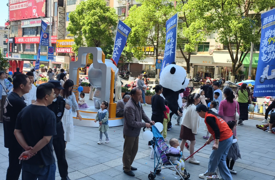 烟火升腾人气旺！永兴“五一”消费市场热力全开