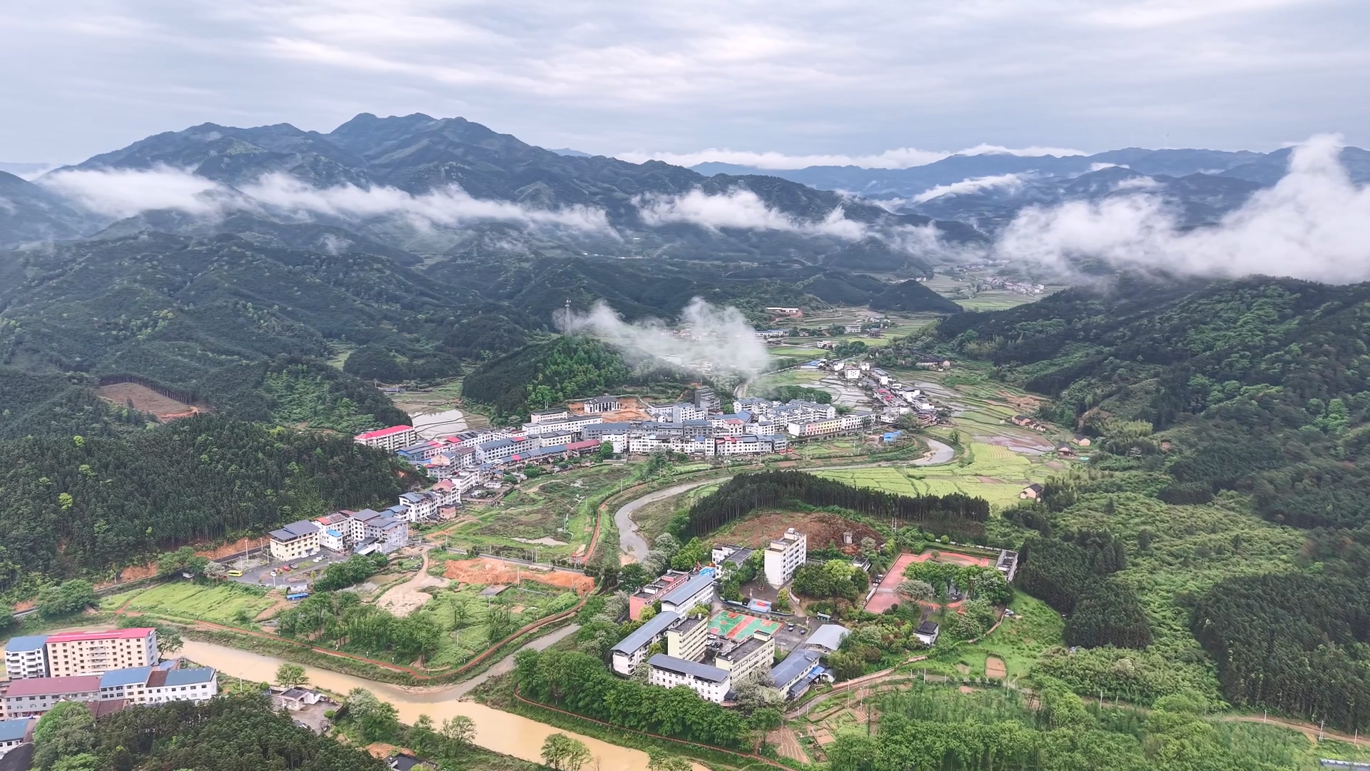 永兴县“百十工程”筑牢安全生产防线