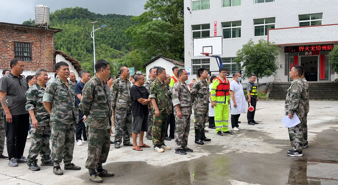 以练筑防 夯实防汛根基|永兴县樟树镇开展防汛应急实战演练