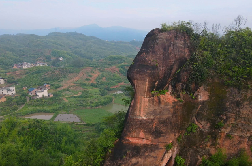 郴州永兴：奇峰藏幽谷，碧水润田园