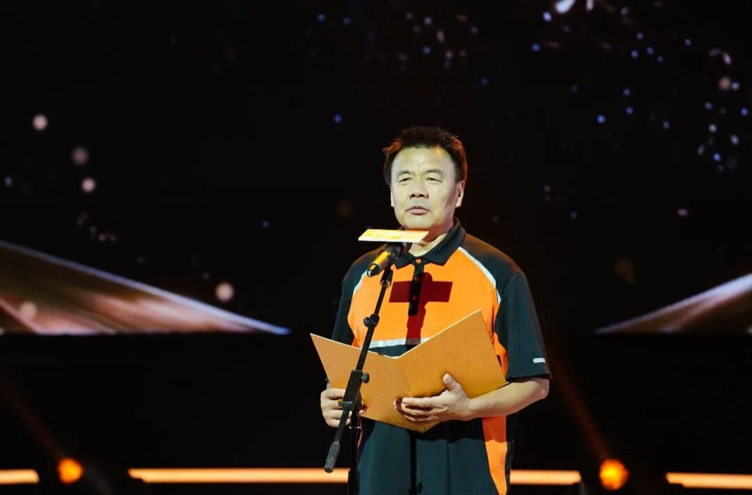 辛小湘 | 是骑手也是歌手，这场全国首创晚会为何触动人心？