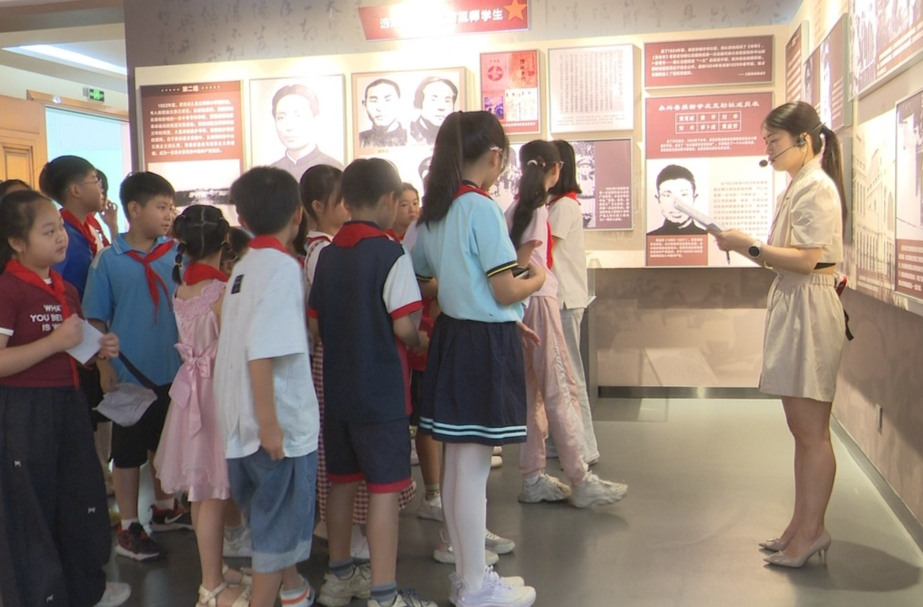 多彩暑假|“红领巾讲解员”培训   赋能青少年讲好银都故事