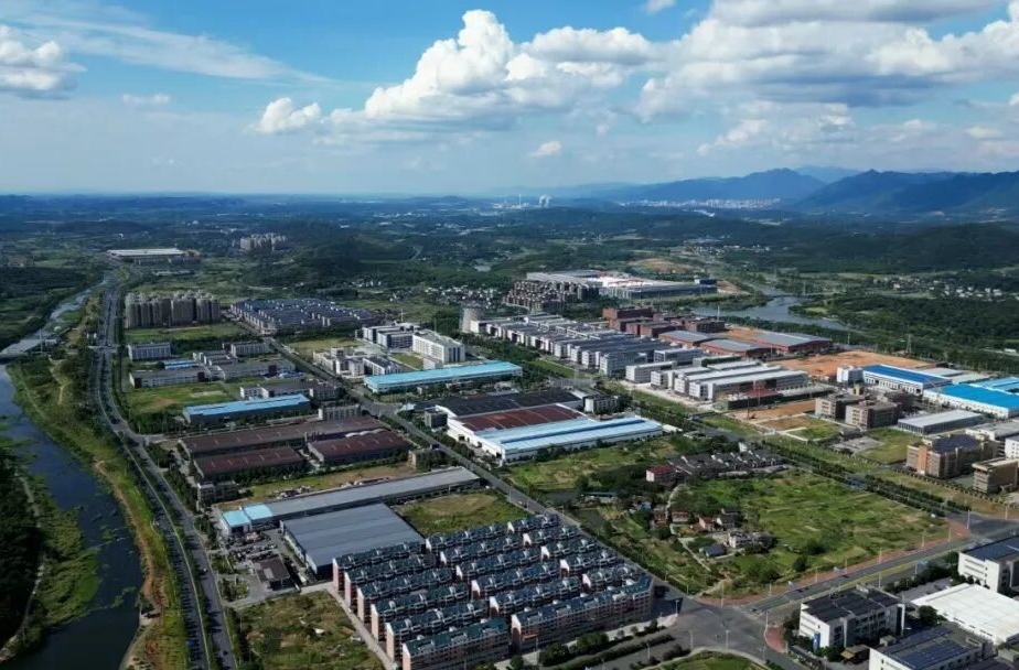 打通“书架”到“货架”，郴州开出一间科技超市