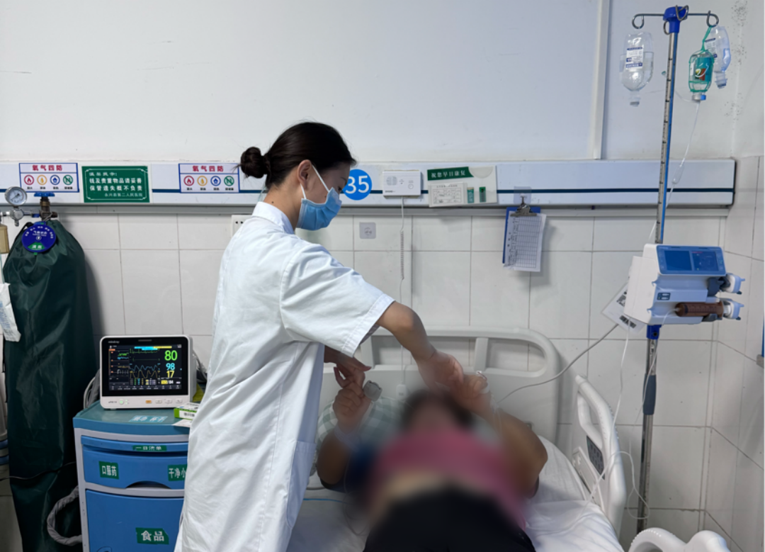 每拖延1分钟，190万脑细胞死亡！53岁阳某的中风生死竞速，所有人都该警惕！