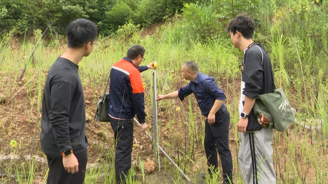 永兴：拉网式排查地质灾害隐患点  全力筑牢防汛减灾“安全堤”