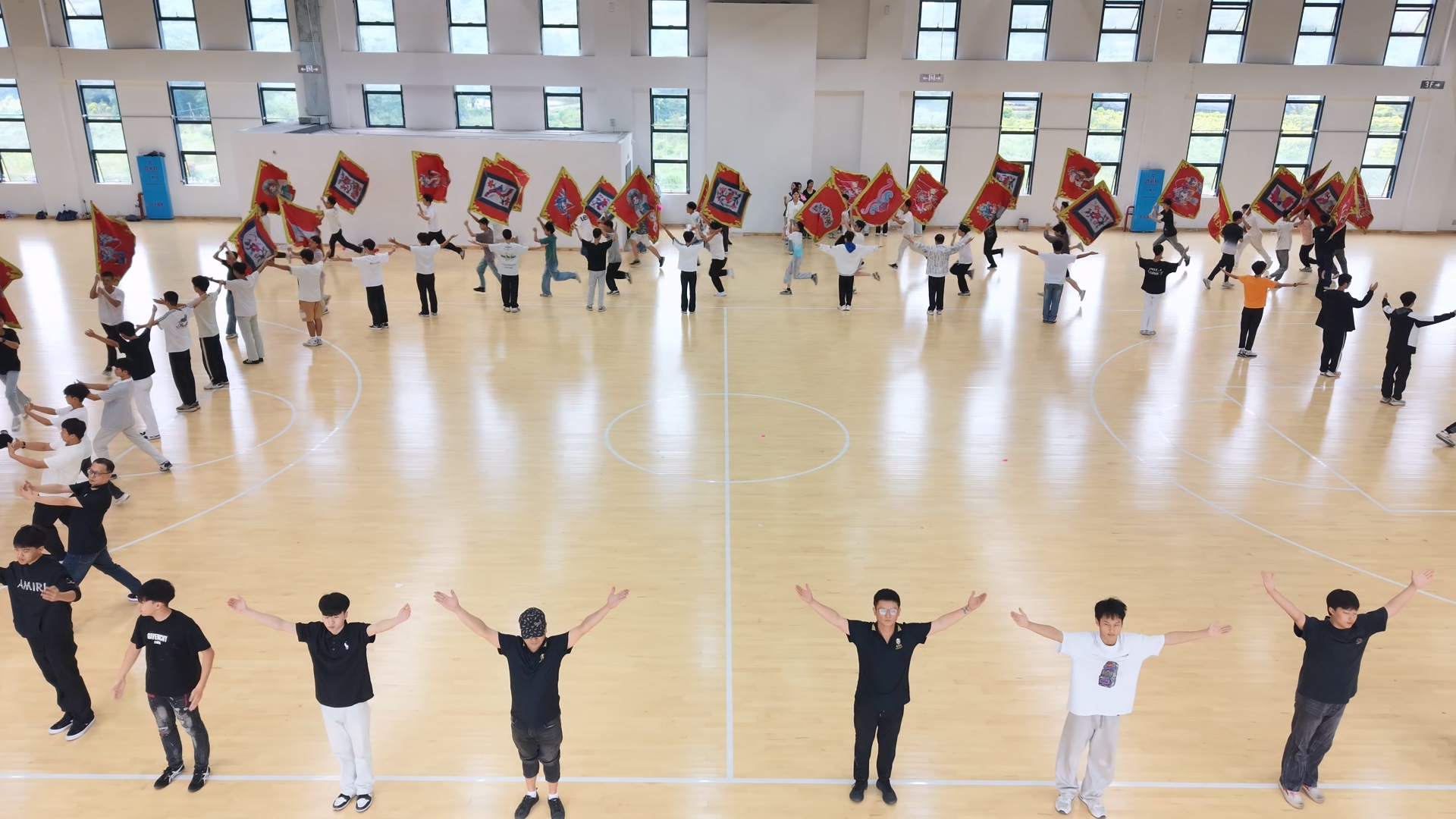 永兴县全力排练湘超联赛主场文艺展演