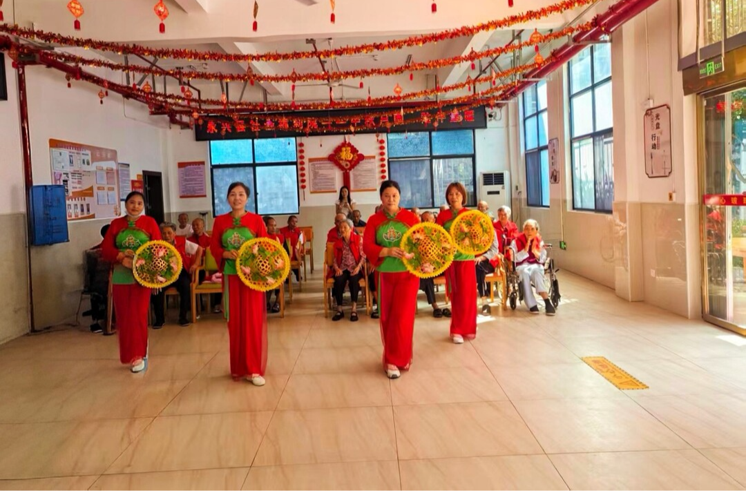 节日暖夕阳 敬老爱老润心田：永兴县养老机构开展庆祝迎国庆系列活动