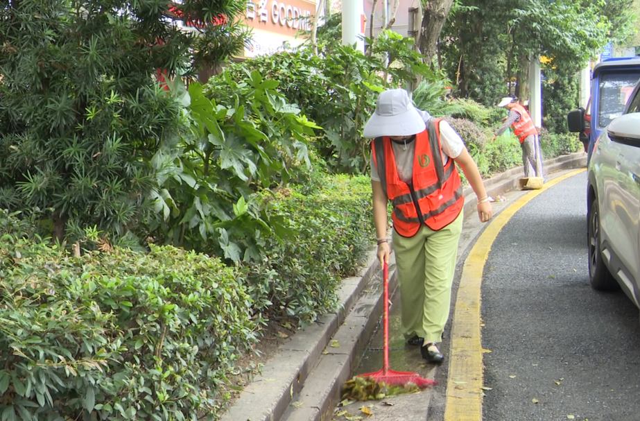 国庆我在岗|永兴：橙黄身影守一线 不辞辛劳护市容