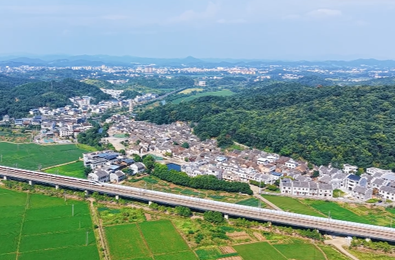 百灵丨千年古韵——板梁古村