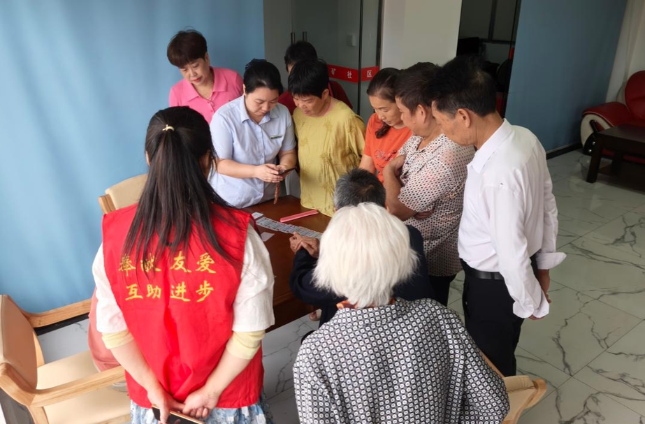 便民服务零距离、暖心举措暖民心！永兴县湘阴渡街道高矿社区开展社保卡集中更换服务，获辖区群众好评