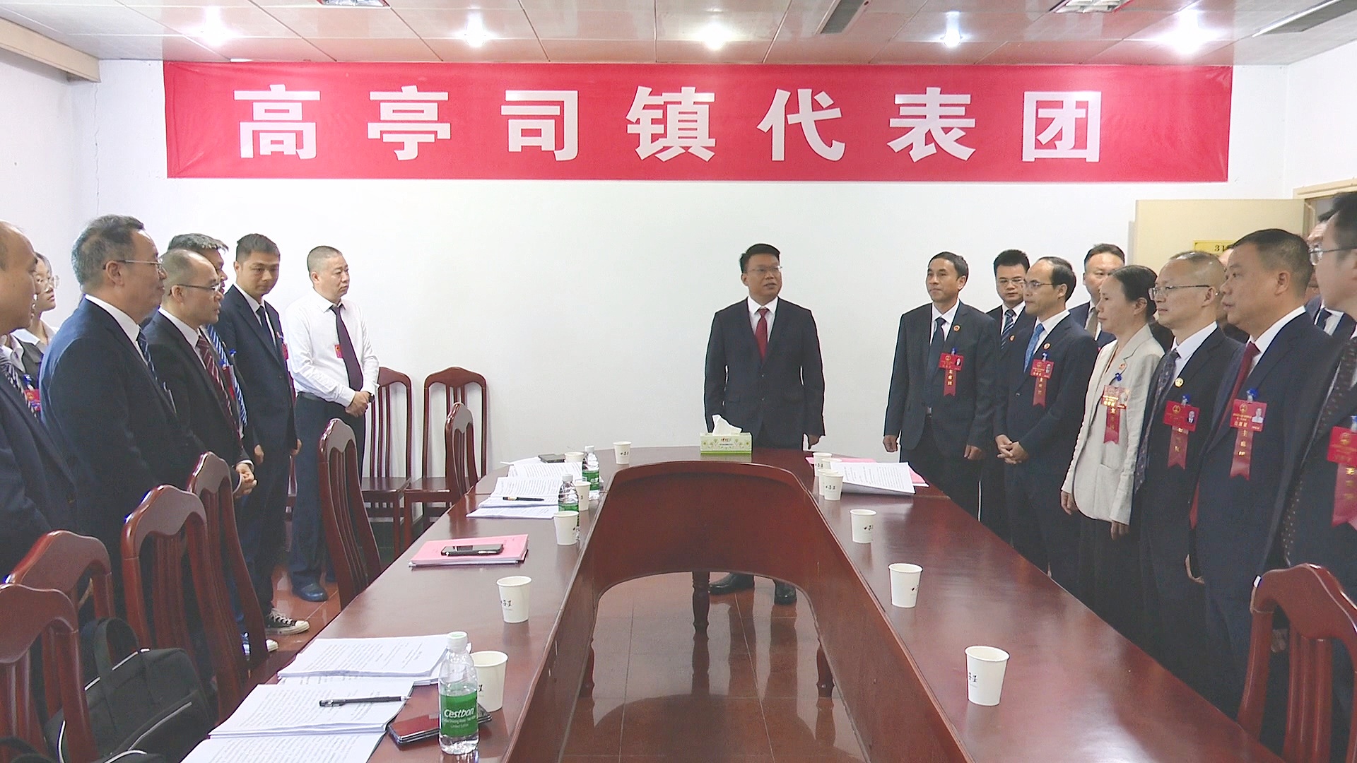 宾心华看望县人大代表：履职尽责 共绘发展蓝图