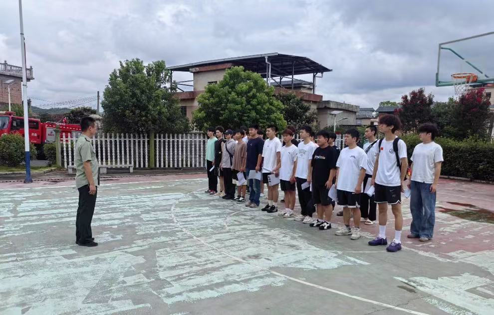 永兴县洋塘乡秋季征兵初检初审工作圆满结束