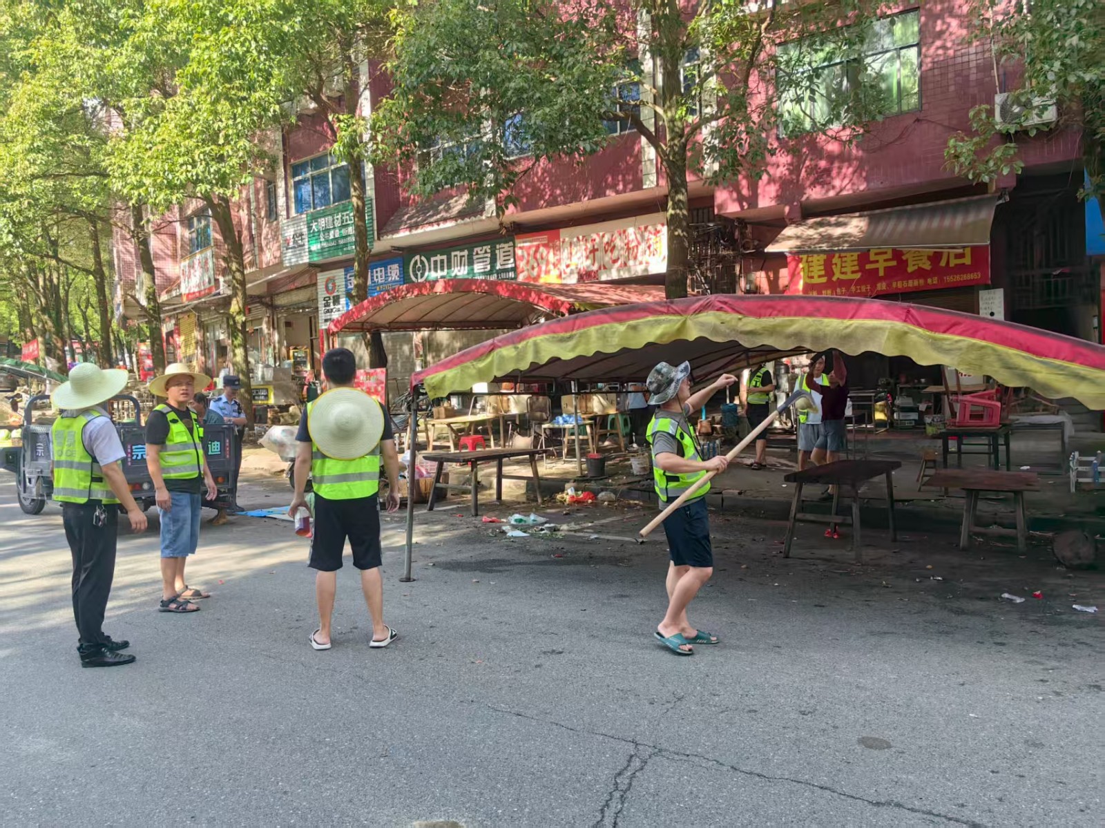 永兴鲤鱼塘镇：环境“微整容”焕新乡镇颜值