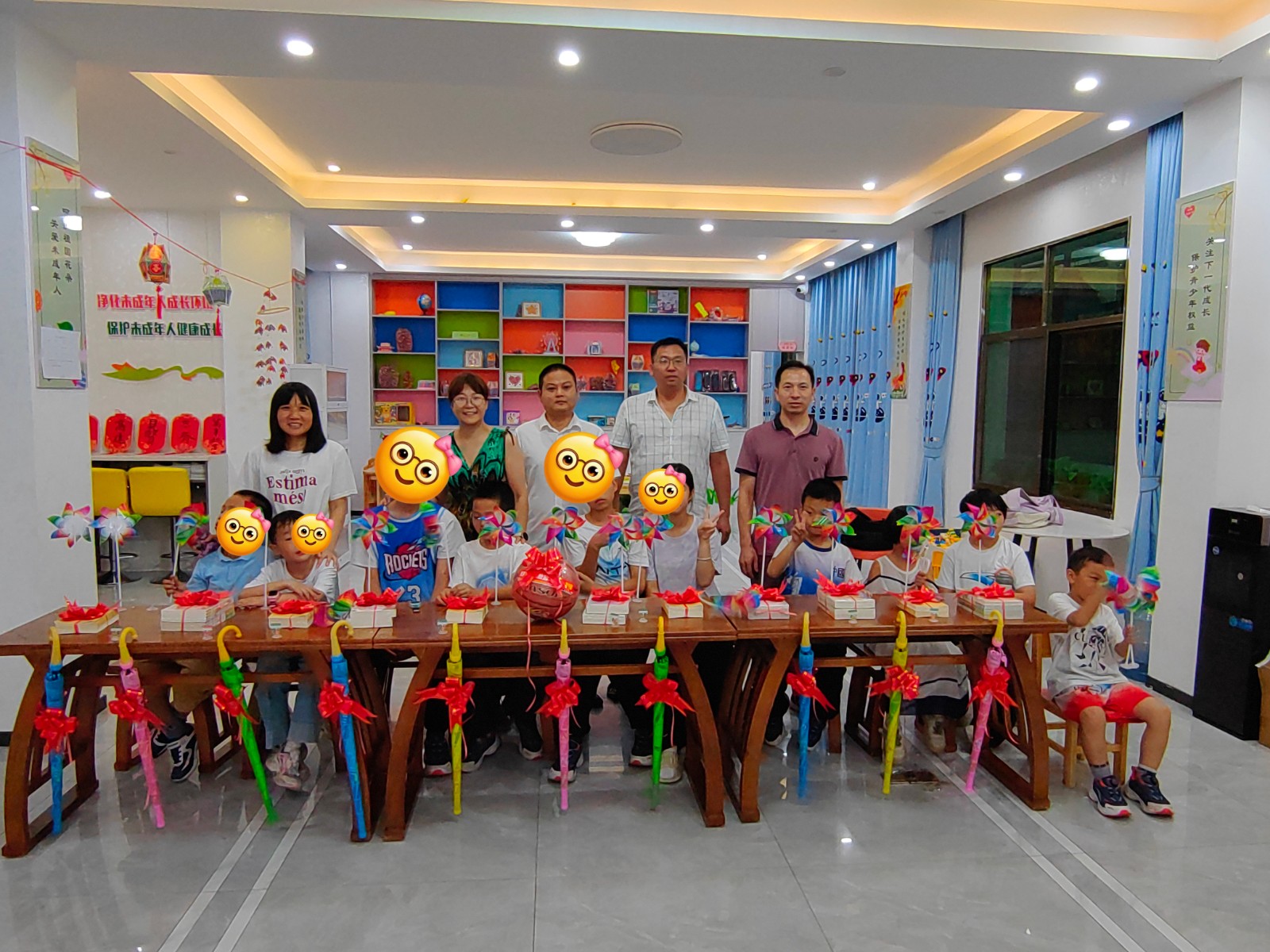 永兴县民政局：爱心走访暖童心 温情 守护助成长