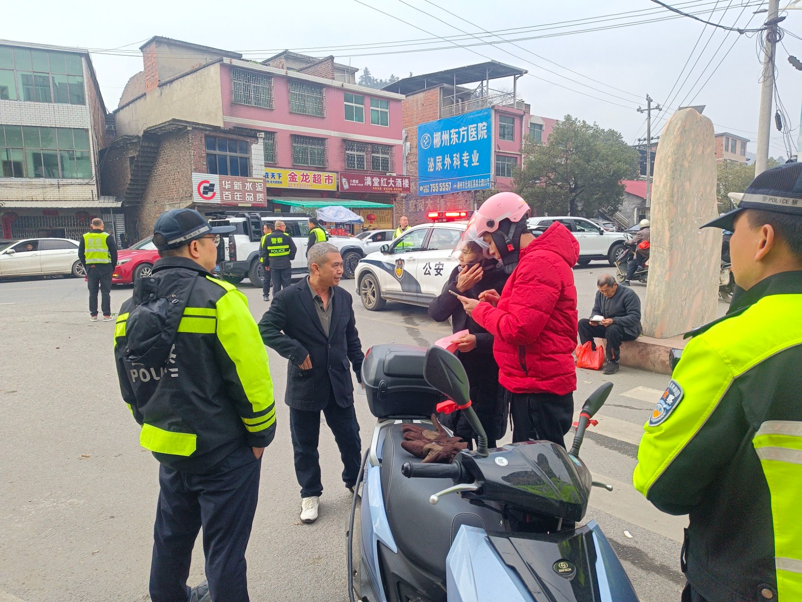 永兴县金龟镇：多措并举护航春运平安路