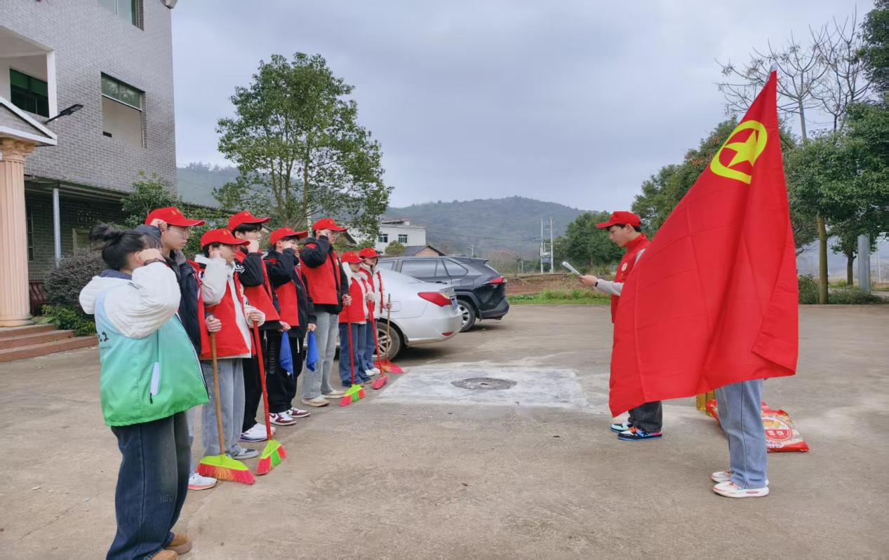 新时代 新雷锋｜永兴县油麻镇：开展“锋”暖人心，情系桑榆——雷锋日关爱特殊老人志愿服务活动