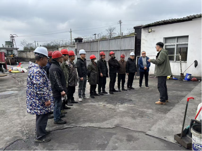 永兴县太和镇开展“开工第一课讲安全”宣传活动 筑牢复工复产安全防线