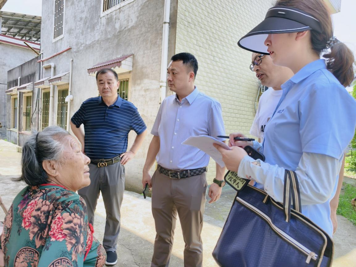 精准摸排“最后一公里” 温情守护“最美夕阳红”——永兴县民政局单位联合油麻镇适老化改造回访纪实